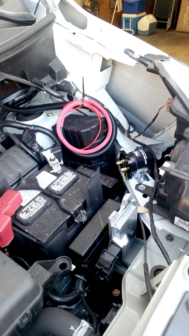 engine-compartment-locksmith-truck